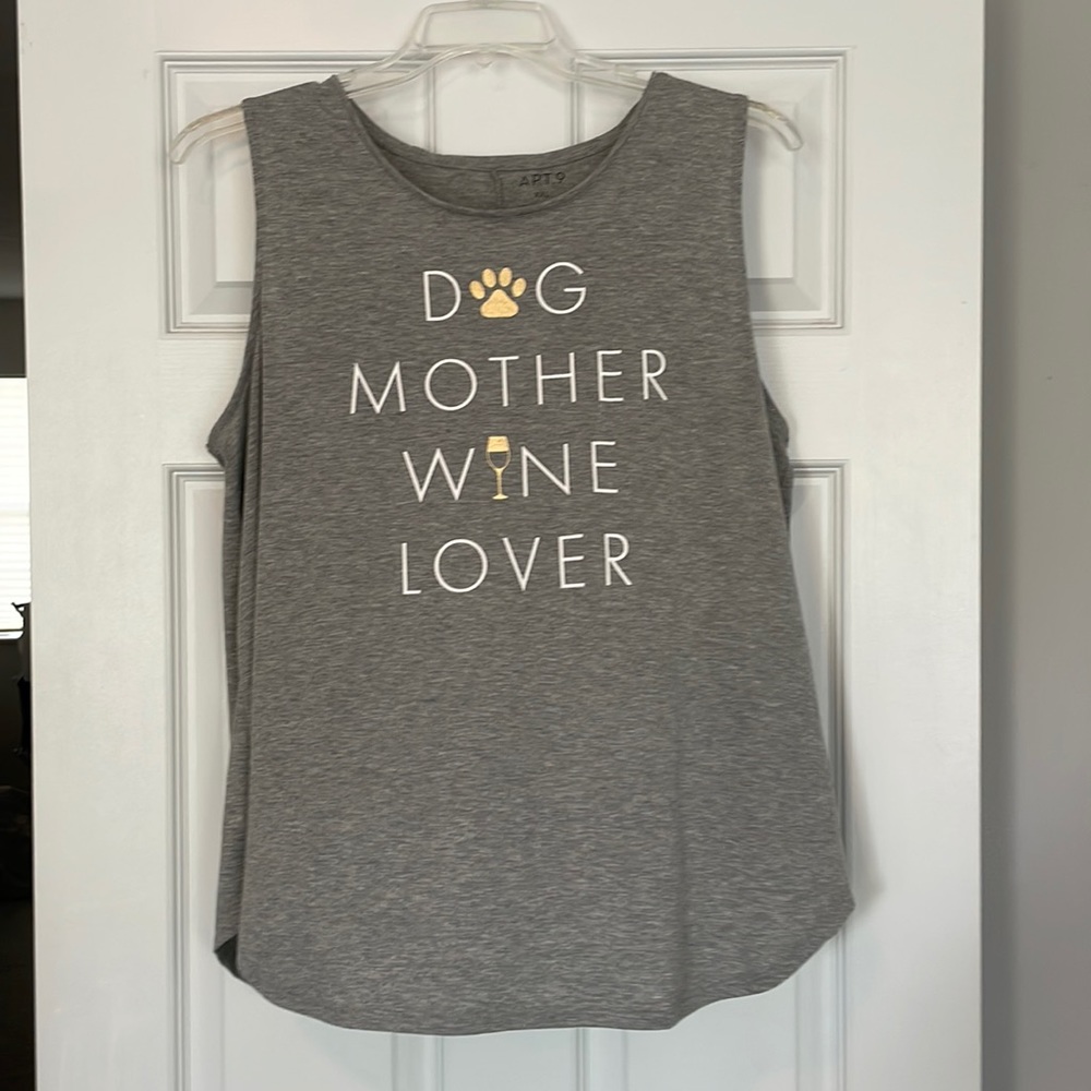 NWOT Cute graphic tank